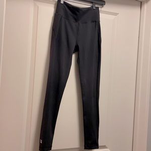 Vuori. ‘Pace’ High Rise Legging Black | XS